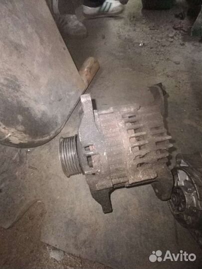 Генератор Nissan Pathfinder r50