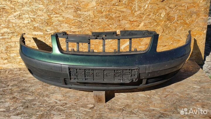 Бампер передний Volkswagen Passat B5