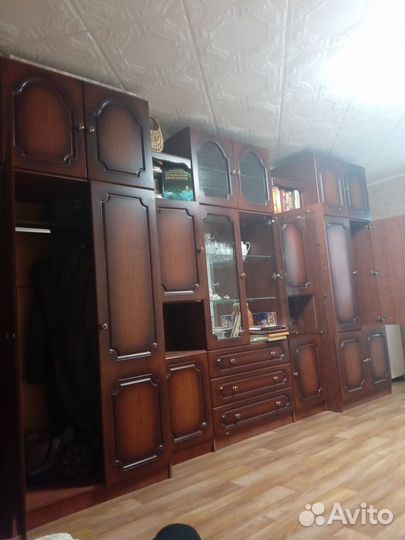 Стенка в гостиную