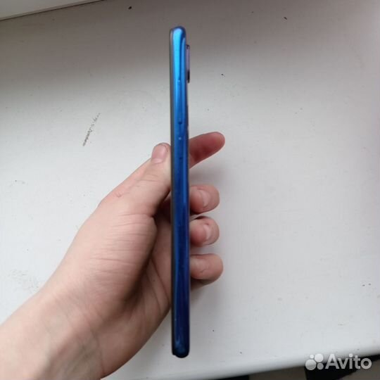 Xiaomi Redmi 7, 3/32 ГБ
