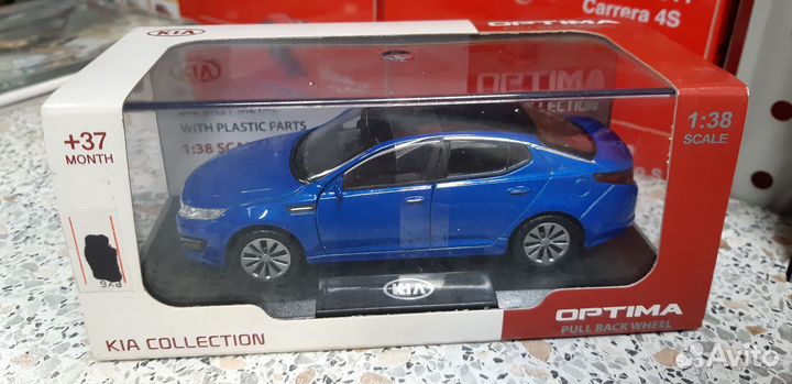 Модель Welly 1:38 Kia Optima 2010