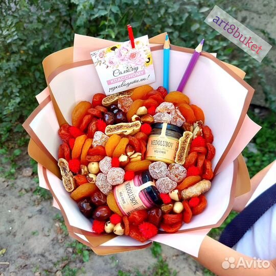 Съедобные, вкусные букеты на 1 Сентября