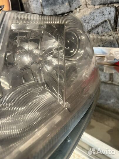 Левая фара skoda octavia