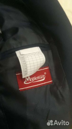 Продам костюм на мальчика на рост 152