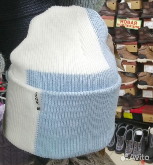 Шапка женская вязаная