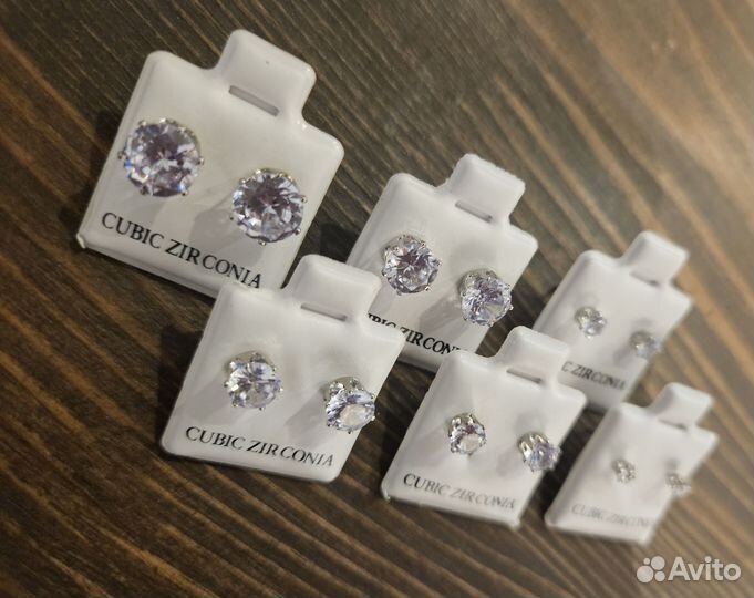 Серьги с цирконами