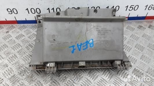 Бардачок (вещевой ящик) BMW X5 E53 (BEA01IV01)