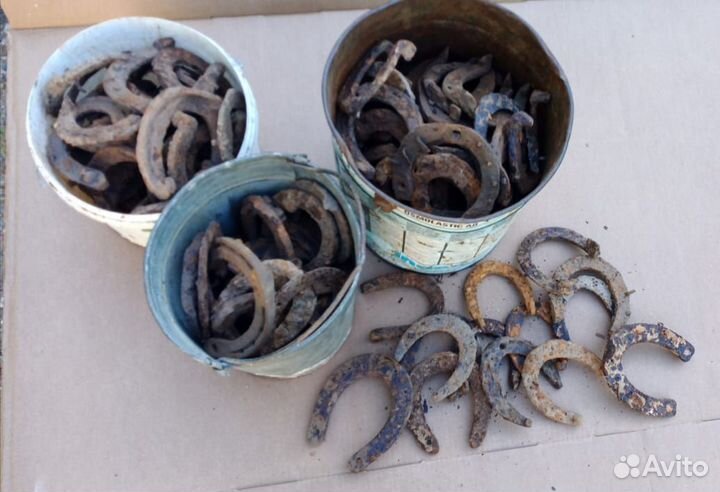 Старинные подковы 200 штук