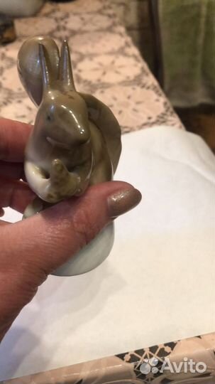 Фарфоровые фигурки собачка,тигр,белочка