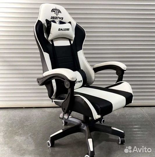 Новое компьютерное игровое кресло