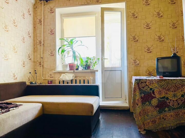 Комната 16 м² в 3-к., 2/2 эт.