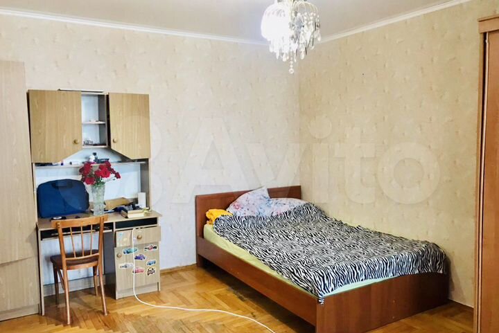 2-к. квартира, 50 м², 3/5 эт.