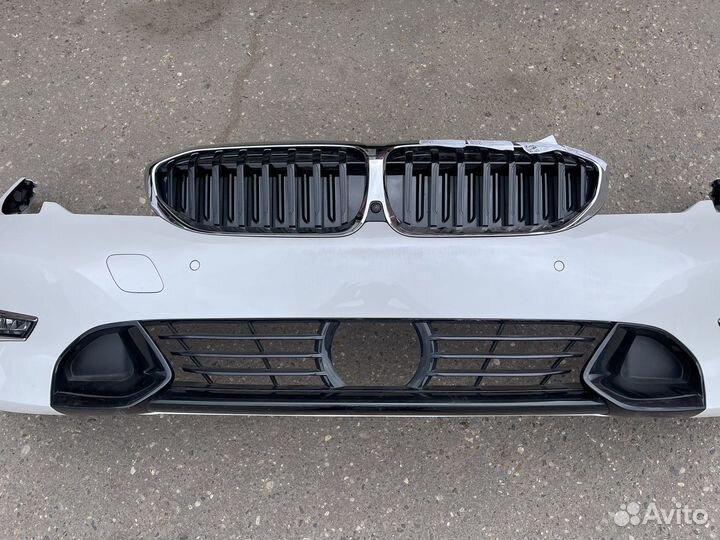 Передний бампер на BMW G20