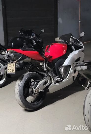 Honda cbr 1000 rr 2004