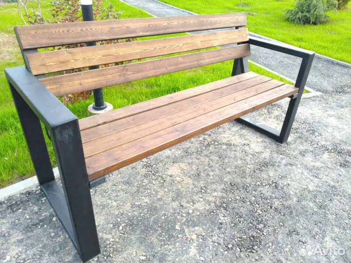 Парковая лавочка, урны