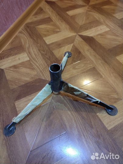 Подставка под живую ель