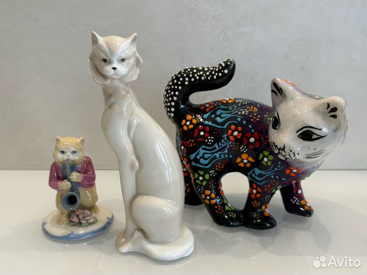 Статуэтки кошки фарфор