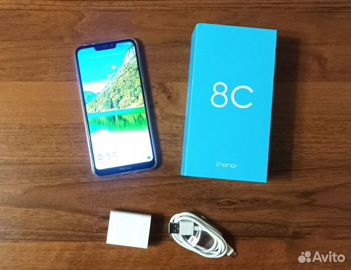 Honor 8c 4/32 Gb