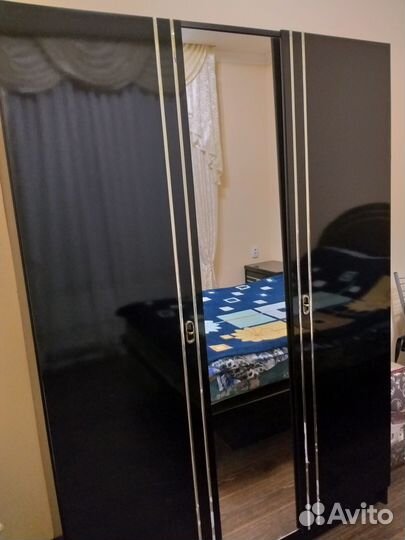 Спальный гарнитур б/У