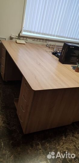 Стол бухгалтерский