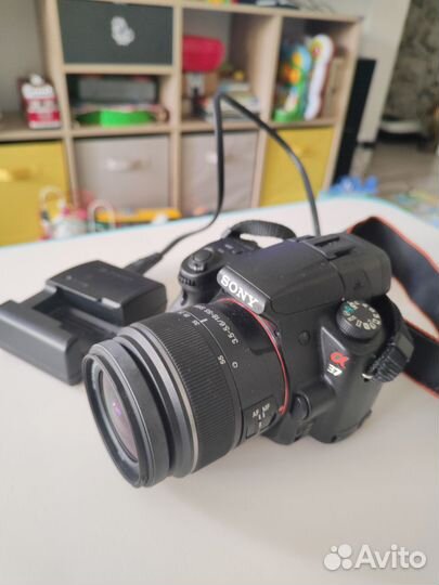Зеркальный фотоаппарат Sony SLT-A37