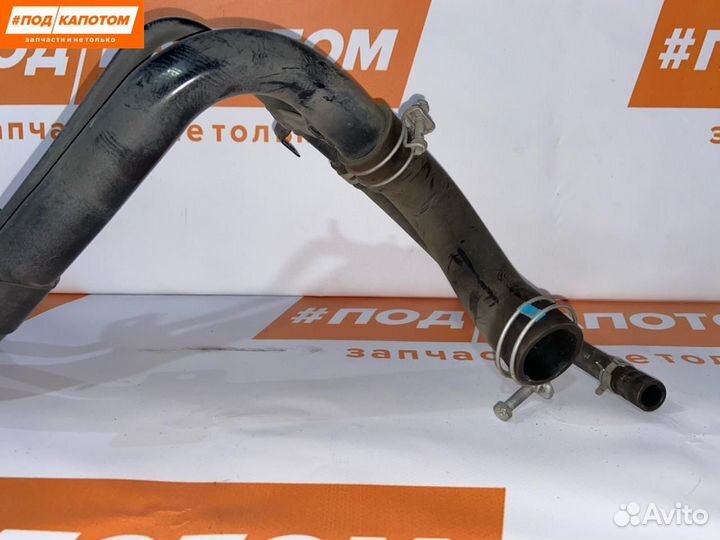 Горловина топливного бака Mitsubishi Outlander