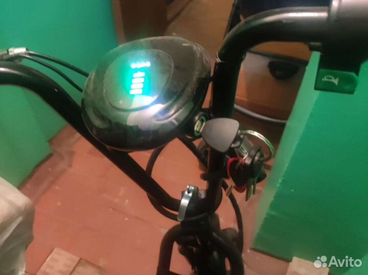 Самокат взрослый электрический бу