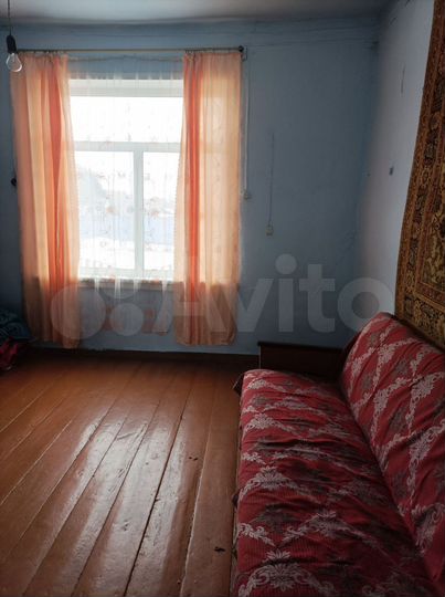 Дом 66 м² на участке 8,1 га