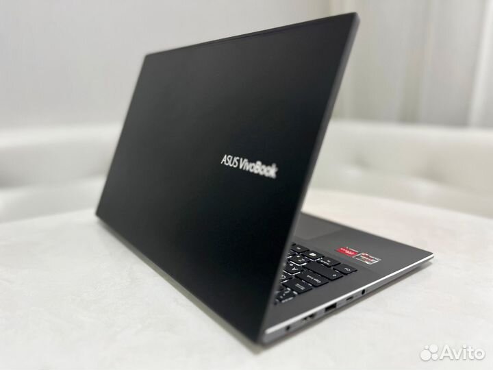 Ультрабук Asus Vivobook 14 (Ryzen 7 4700U, 8/512)