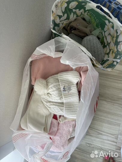 Детские вещи на девочку до 1 года