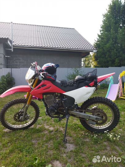 Мотоцикл эндуро