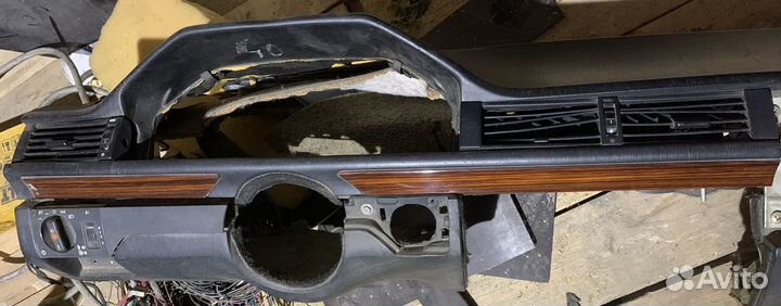 Mercedes w124 торпедо (1995 год)