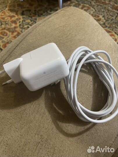 Зарядное устройство apple USB-C Power Adapter 30w