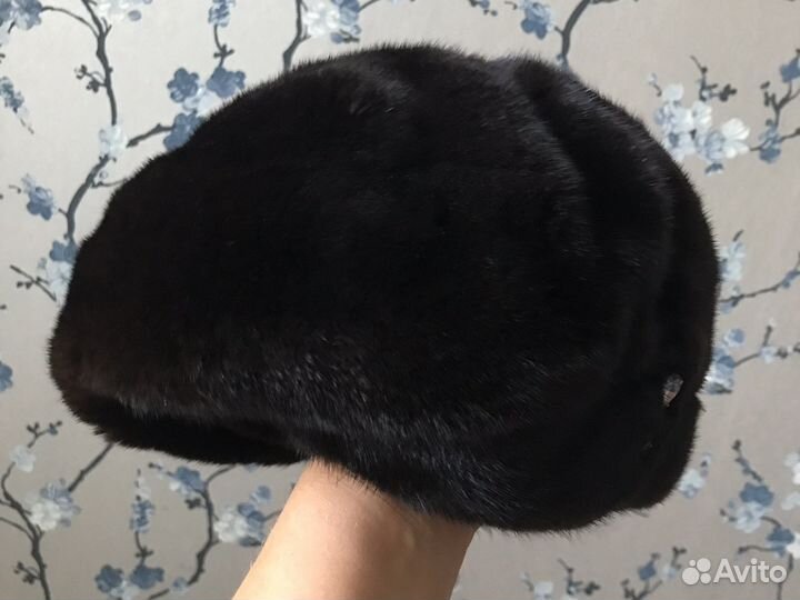 Берет женский норковый