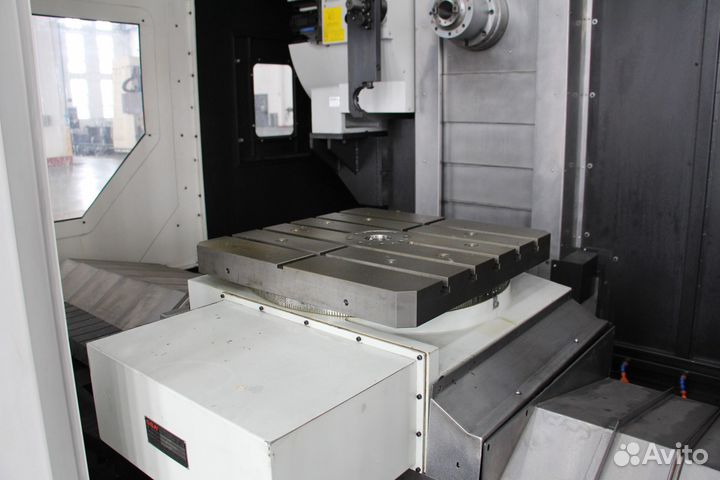 Горизонтальный обрабатывающий центр HMC800D
