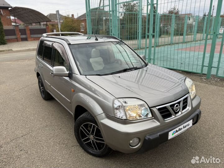 Nissan X-Trail 2.0 AT, 2003, 210 500 км