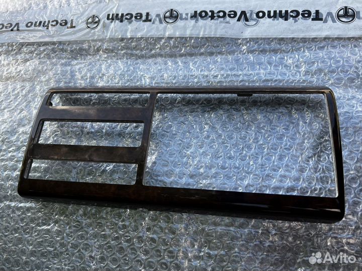 Дерево монитора BMW E38