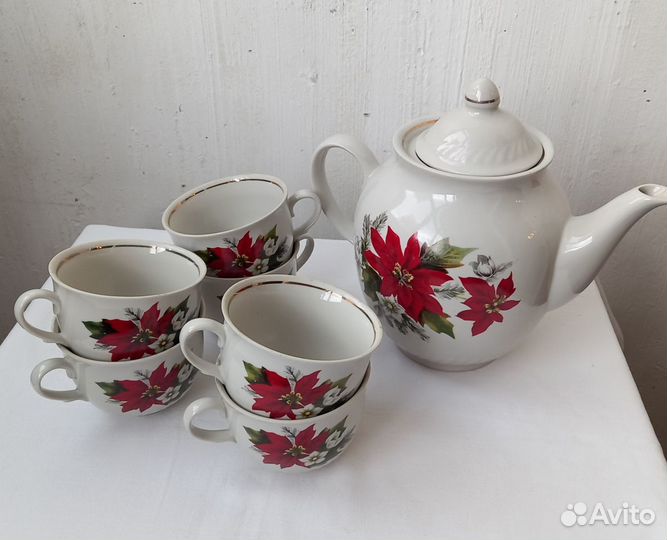 Сервиз чайный СССР рождественский цветок