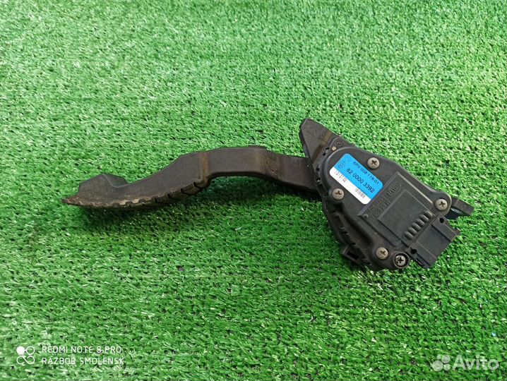 Педаль газа Рено Лагуна 2