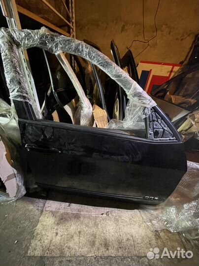 Передняя правая черная дверь бмв х5 е70