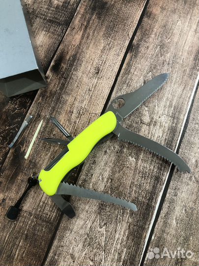 Victorinox Rescue Tool