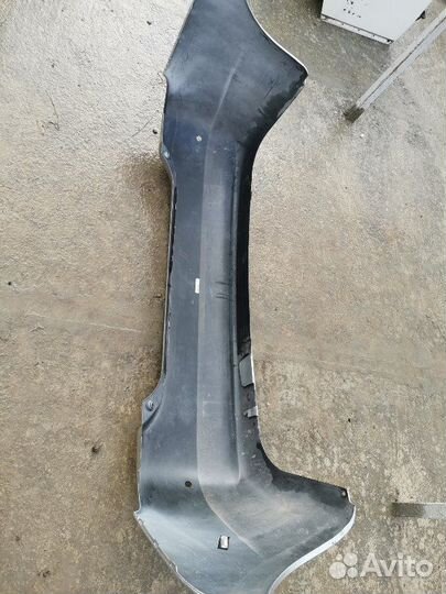 Бампер задний Toyota Prius NHW20