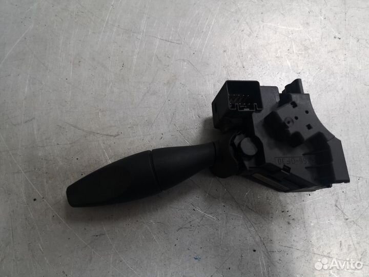 Переключатель поворотов Фокус 1 Фьюжн