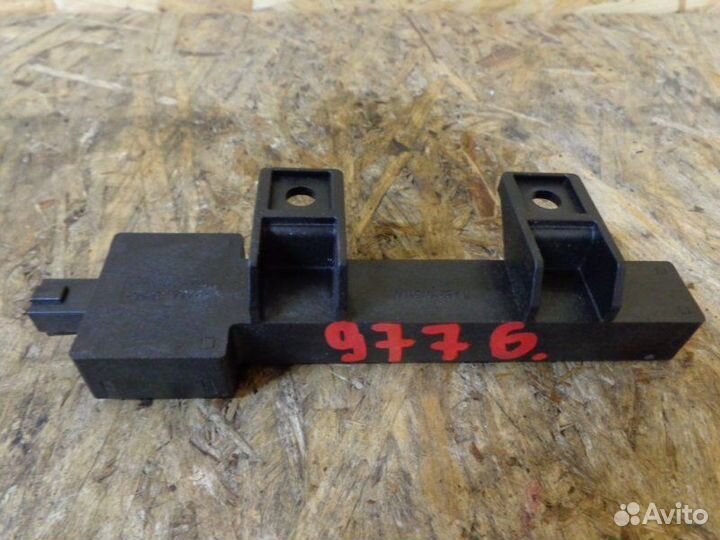 Антенна Audi A6 C6 ccea 2009