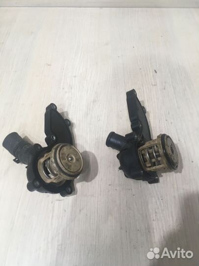 Термостат Ауди А6 С6 3.2 AUK VAG 06E121111G