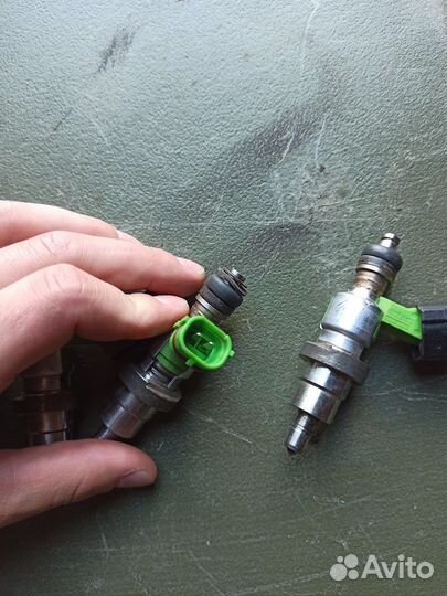 Форсунка denso toyota авенсис 1az-fse 2az-fse