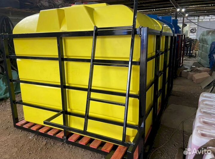 Ёмкость пластиковая для воды / удобрений