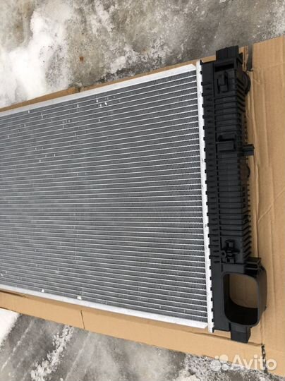Mercedes W221 W216 радиатор охлаждения