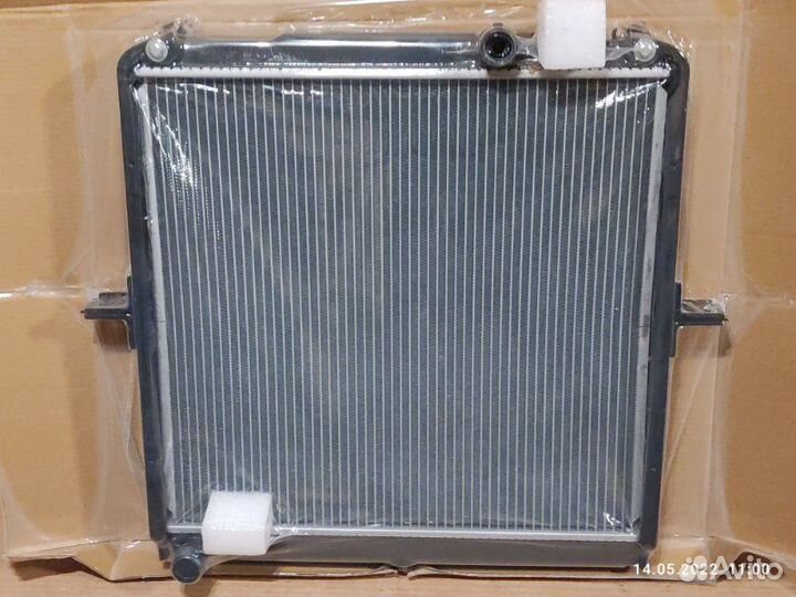 Радиатор охлаждения Kia Bongo 3 J3 2005-2020