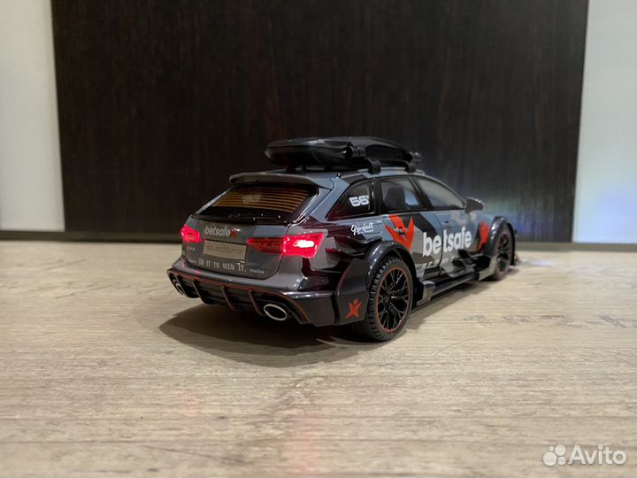 Машина ауди металл